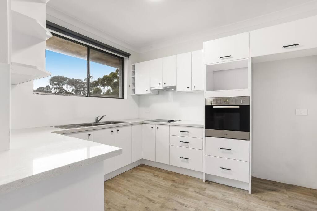 Nestled In The Treetops Cronulla